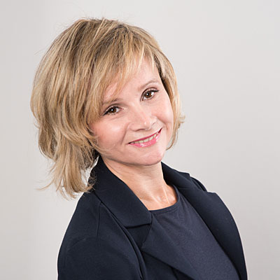Nicole, Friseurin